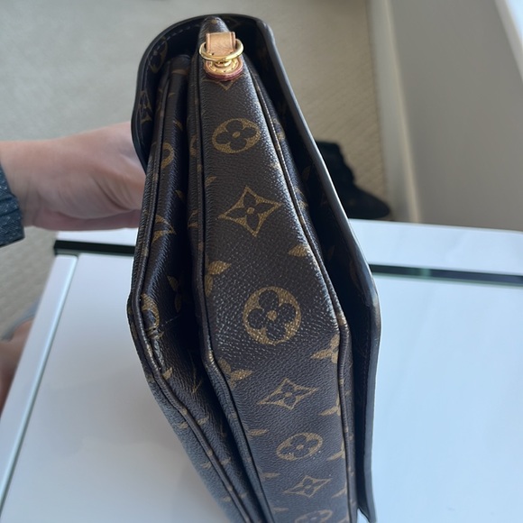 Louis Vuitton Pochette Métis w/ strap and dust bag! - Picture 5 of 12